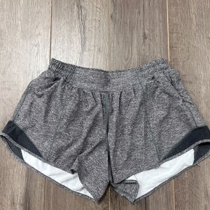 Lululemon Hotty Hot Lowrise 4”